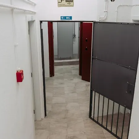 Middle Point Hostel