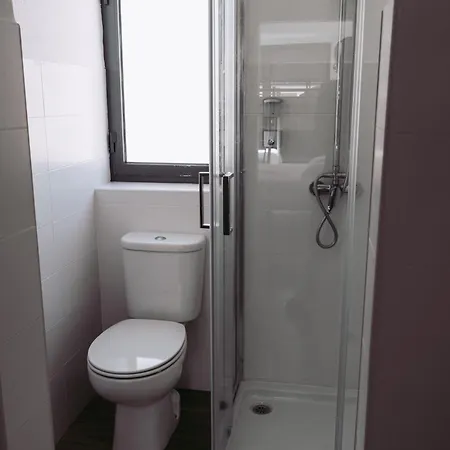 Хостел Middle Point Sardoal