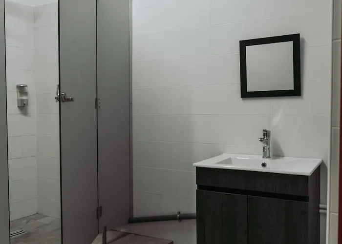 Middle Point Sardoal