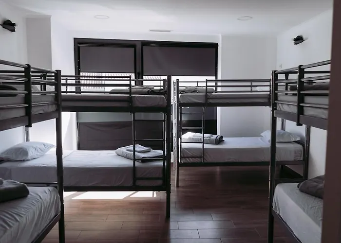 Middle Point * Sardoal