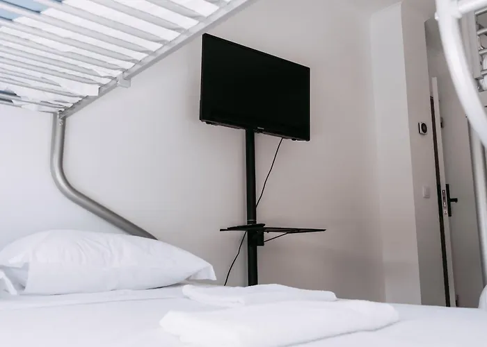 Middle Point * Sardoal